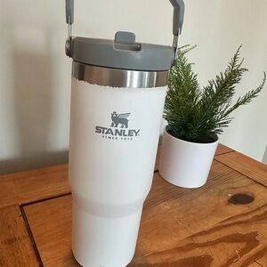Stanley White Insulated Tumbler with Gray Handle